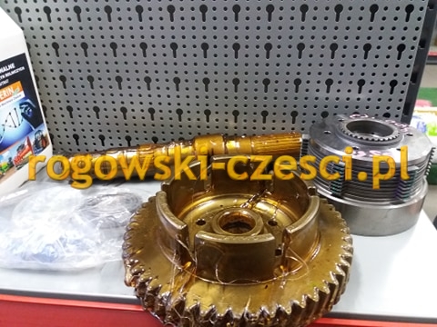 Kompletne sprzęgło przedniego Napędu Massey Ferguson 4367404M2